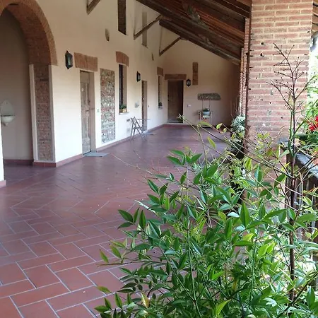 Agriturismo Cascina Magana Farm stay