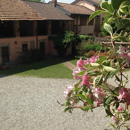 Agriturismo Cascina Magana Farm stay
