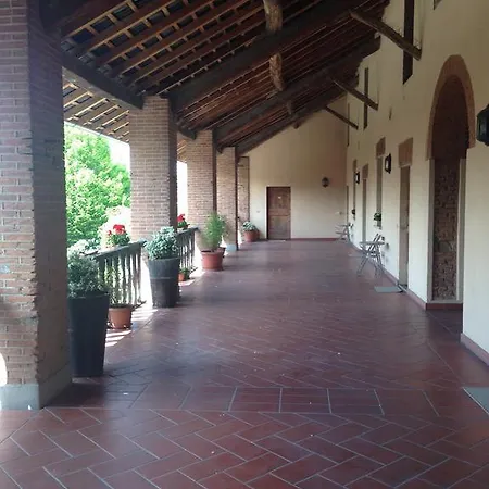 Agriturismo Cascina Magana Farm stay